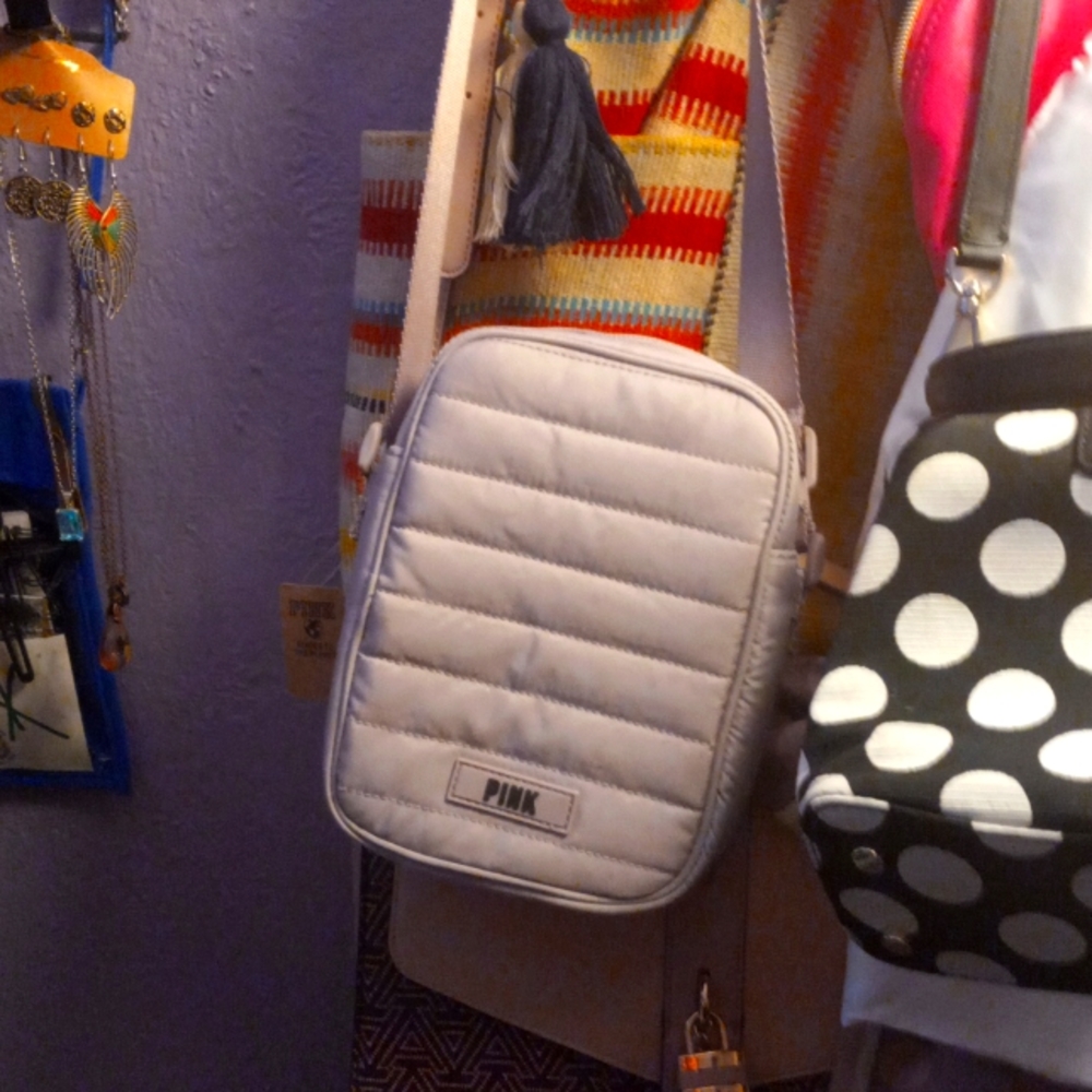 Nwt pink small purse